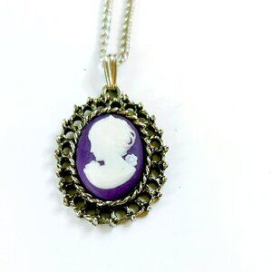 Vintage Purple Cameo Pendant on Silver-Tone Necklace